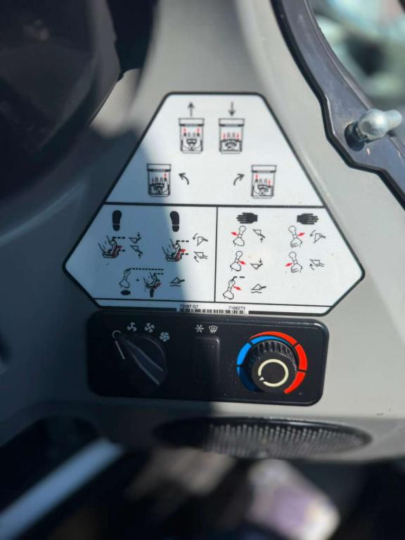 Bobcat S 450 Photo 11
