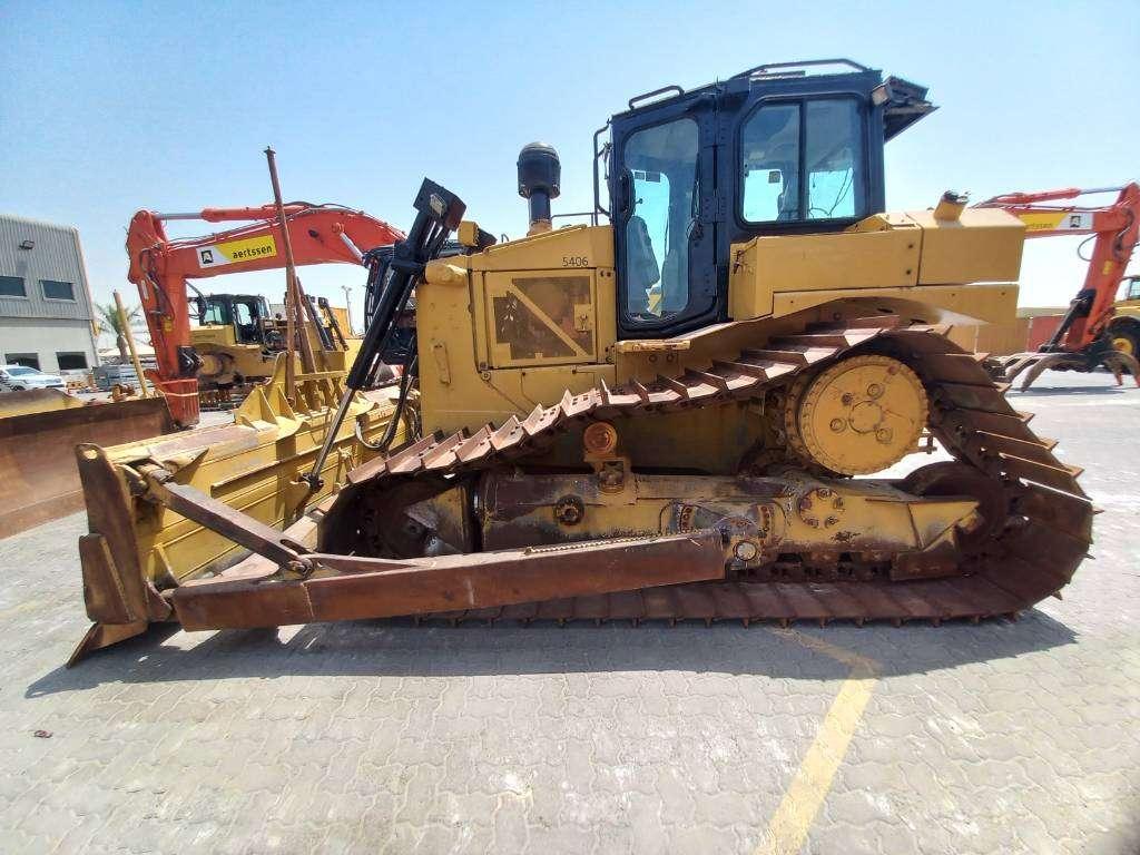 Caterpillar D6R LGP (EXW - Abu Dhabi) Photo 1