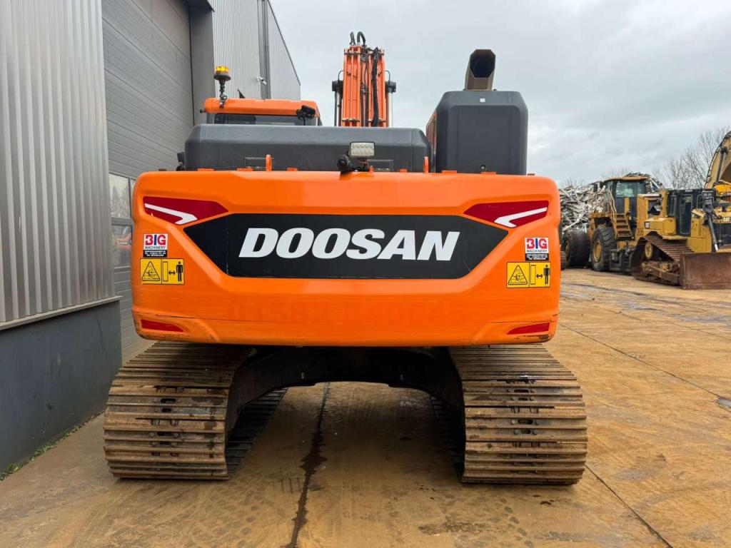 Doosan DX225LC-7 Photo 4