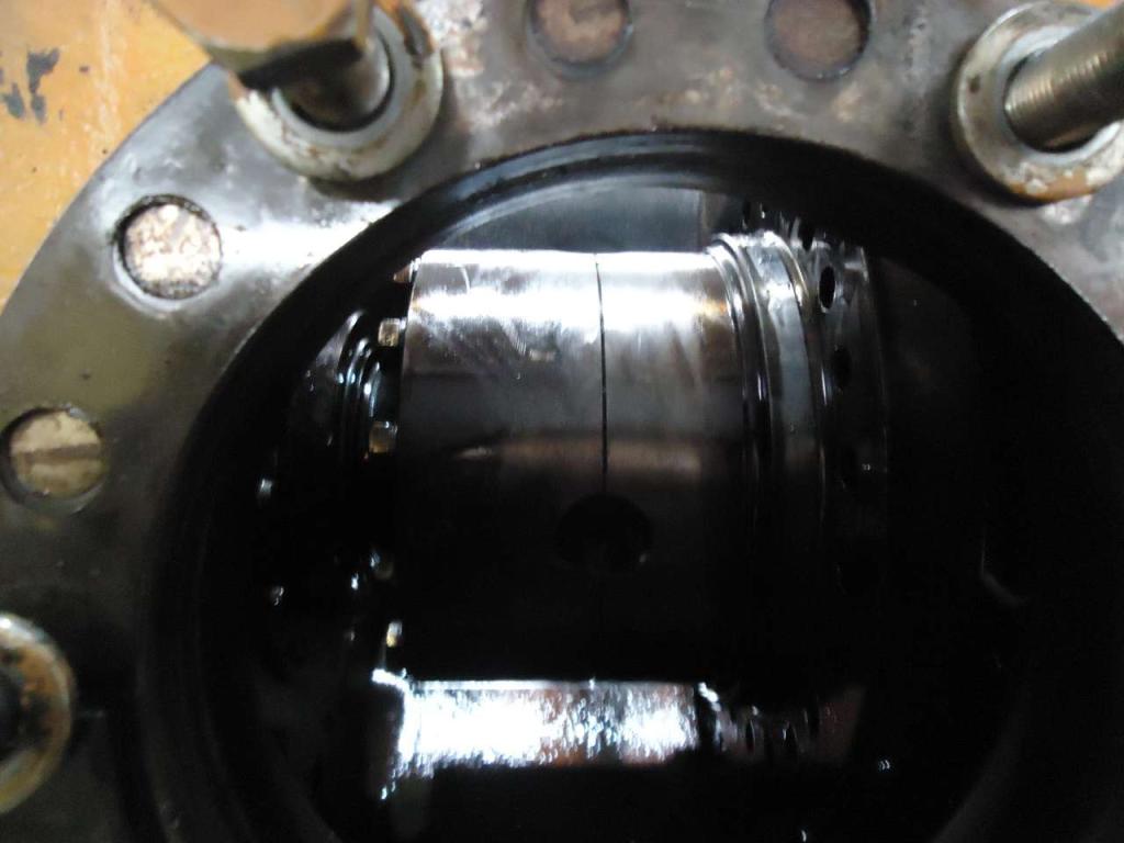 Rear axle for Fiat Kobelco - Fiat Hitachi W270 Photo 15