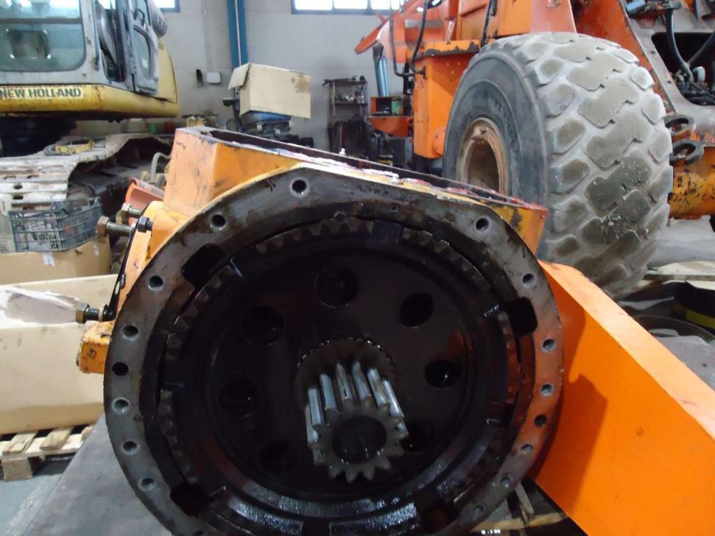 Rear axle for Fiat Kobelco - Fiat Hitachi W270 Photo 5