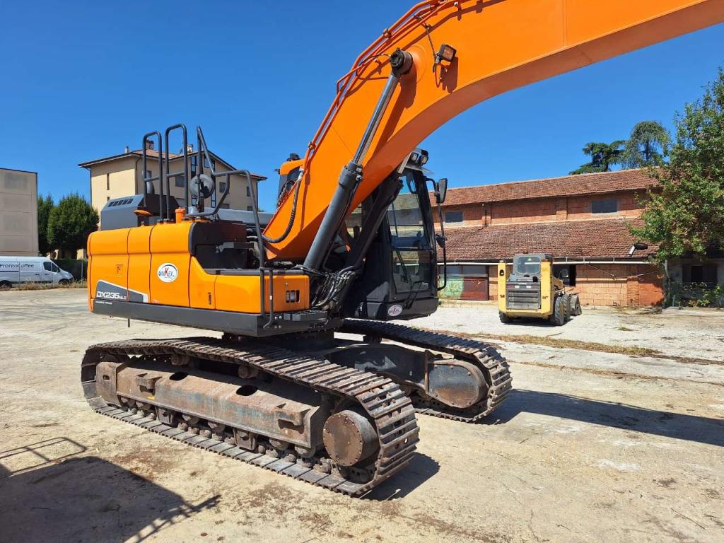 Doosan DX 235 NLC-5 Photo 2
