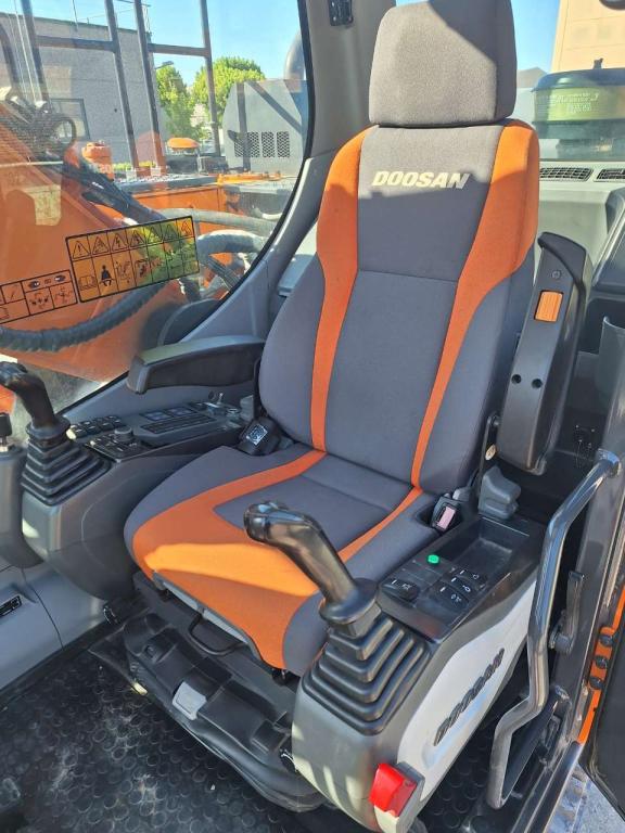 Doosan DX 235 NLC-5 Photo 7