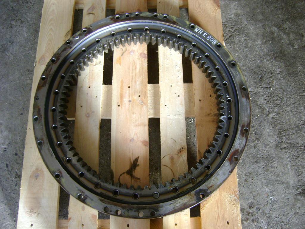Slewing ring for New Holland E 80 B Photo 1