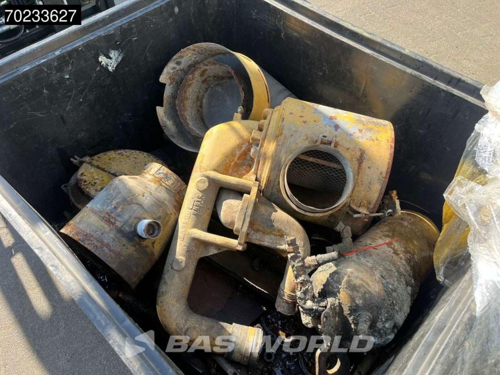 Caterpillar 140 G NO ENGINE Photo 18