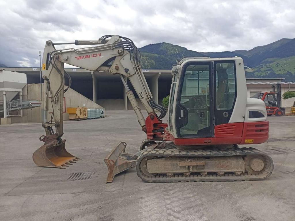 Takeuchi TB 290 Photo 2