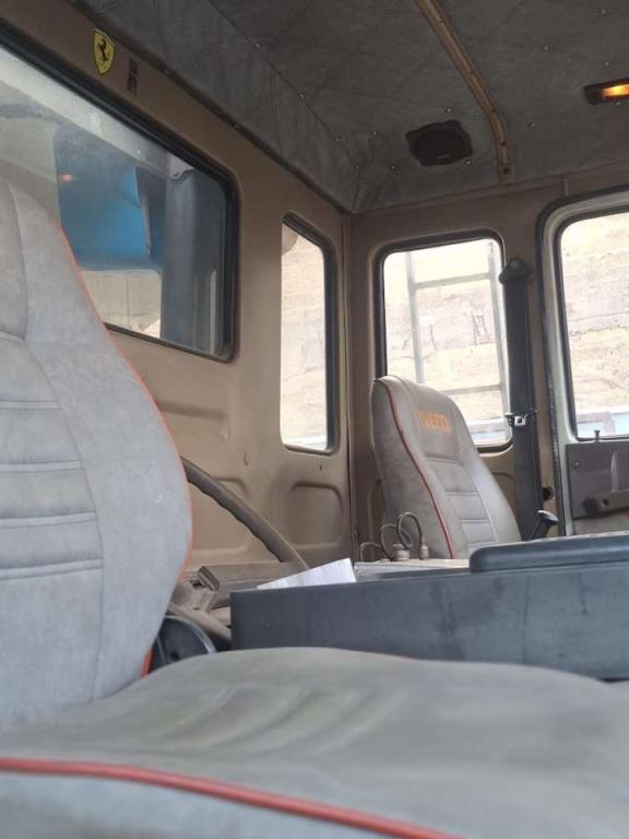 Iveco 330.30 Photo 6