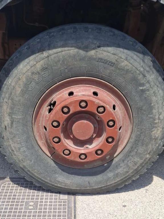 Iveco 330.30 Photo 8