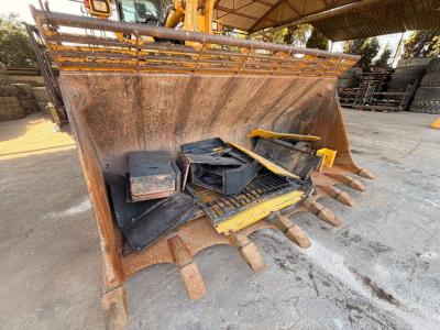 Komatsu WA500-6 sold by Omeco Spa