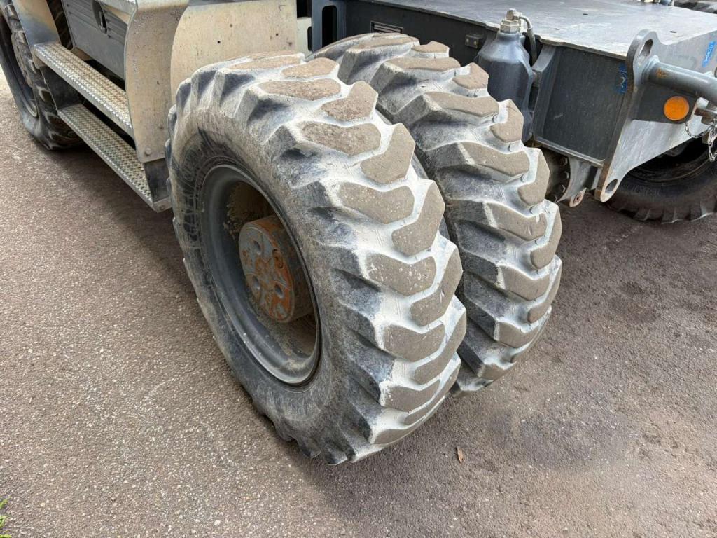 Liebherr A918 Photo 12