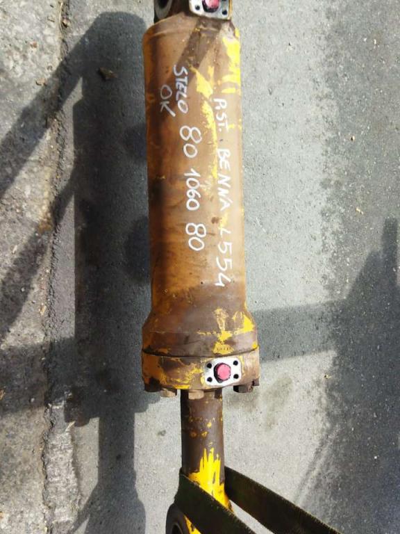 Bucket rotation piston for Liebherr L 554 Photo 2