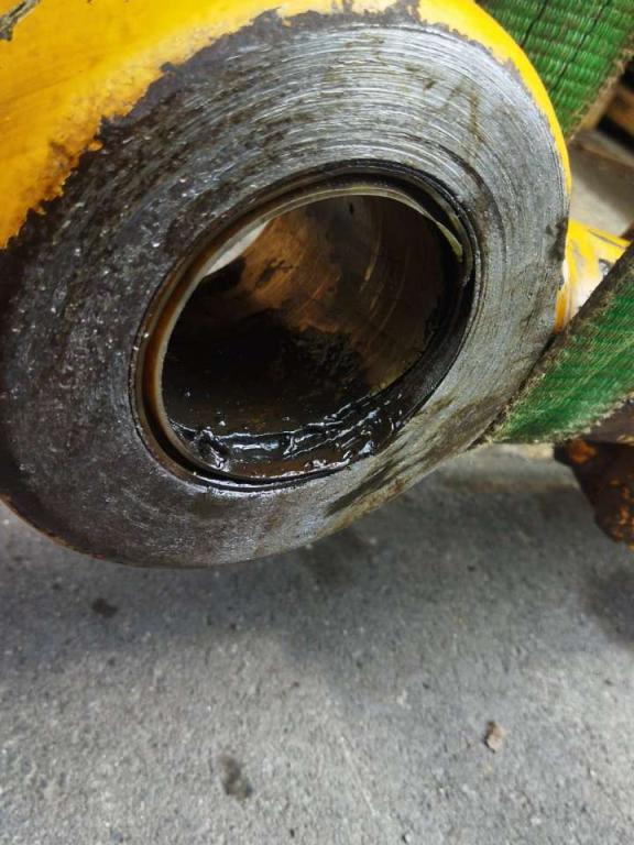 Bucket rotation piston for Liebherr L 554 Photo 3