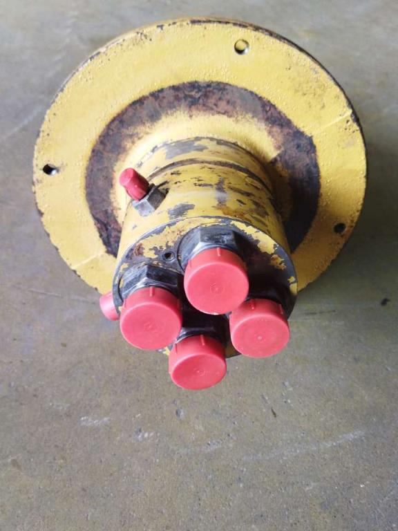 Rotating joint for Caterpillar 315 B Photo 2