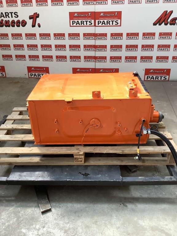 Diesel tank for Hitachi ZX135US-7 Photo 1