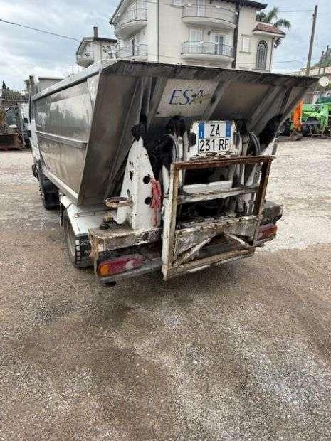 Nissan Cabstar Photo 4