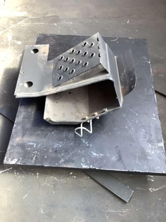 Hood and body panel for Hitachi ZX 135-5 Photo 2