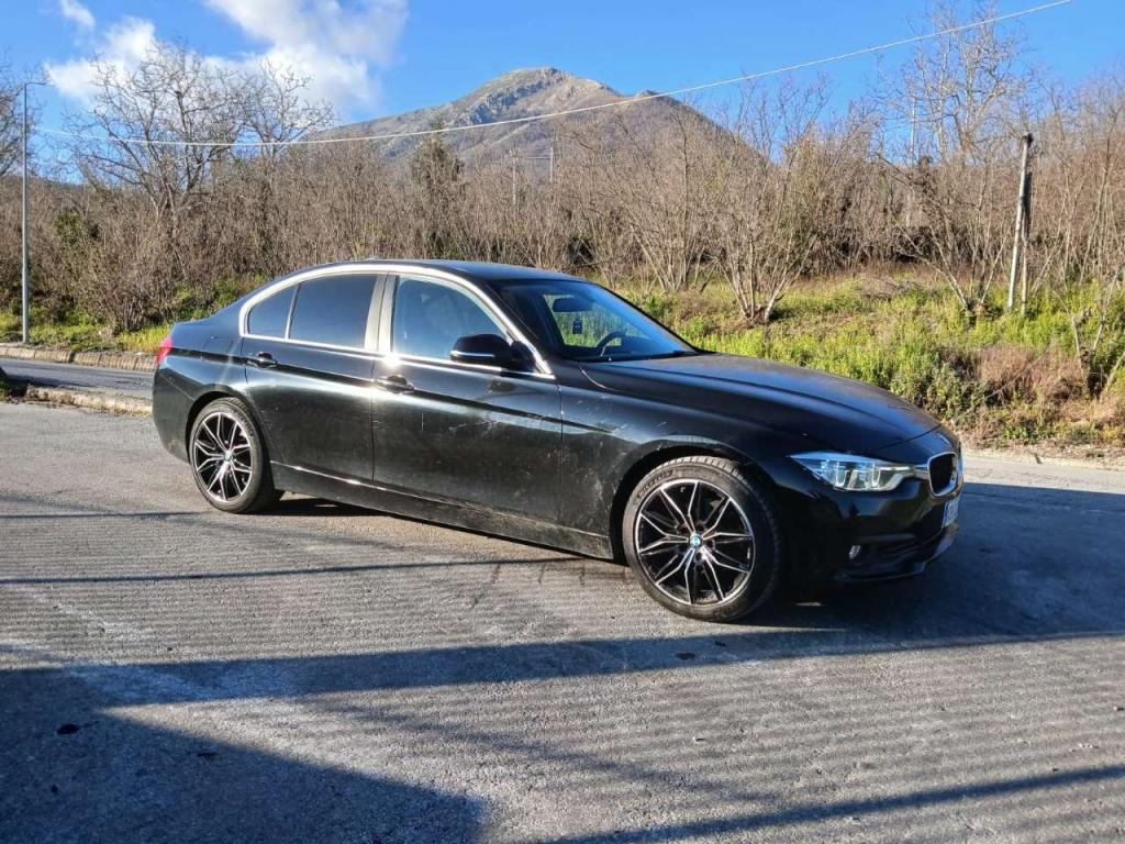 BMW SERIE 3 MODELLO 320D Photo 1