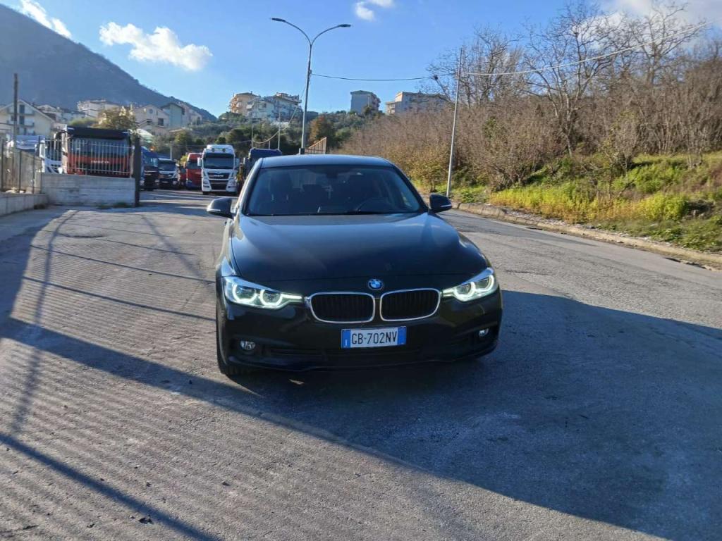 BMW SERIE 3 MODELLO 320D Photo 10