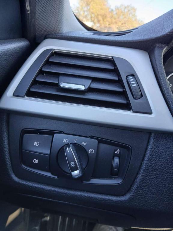 BMW SERIE 3 MODELLO 320D Photo 25
