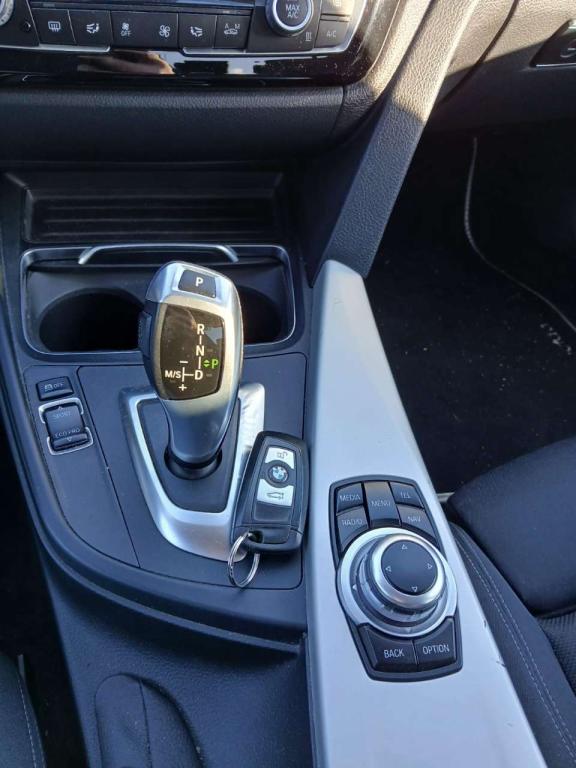 BMW SERIE 3 MODELLO 320D Photo 26