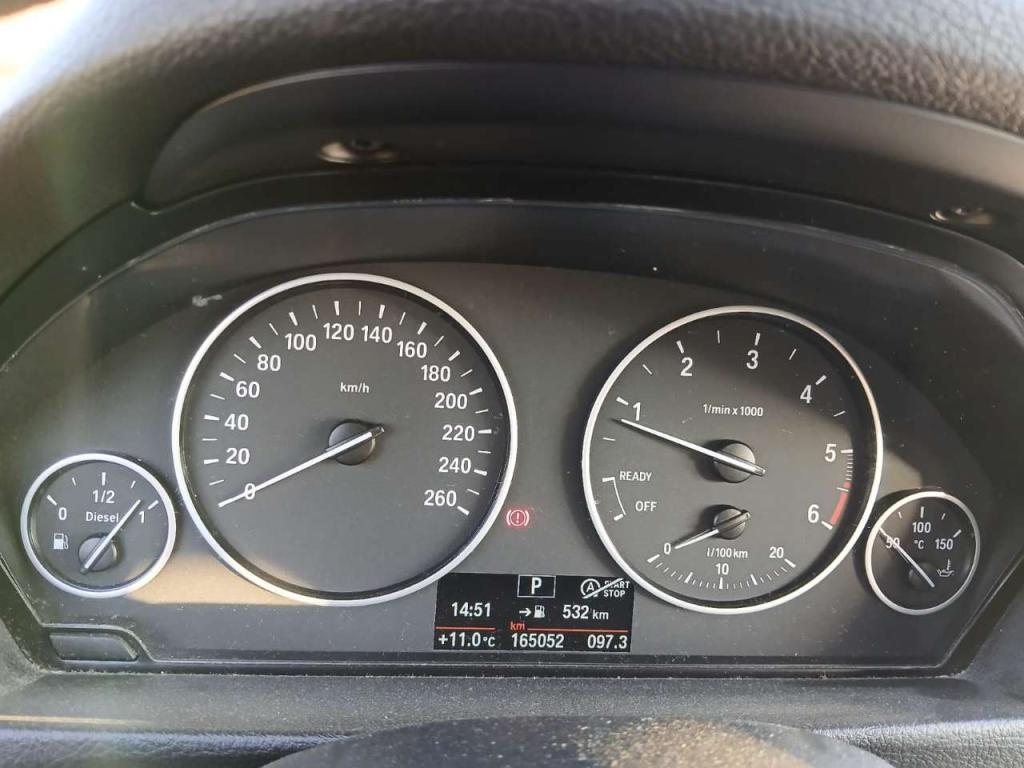 BMW SERIE 3 MODELLO 320D Photo 8