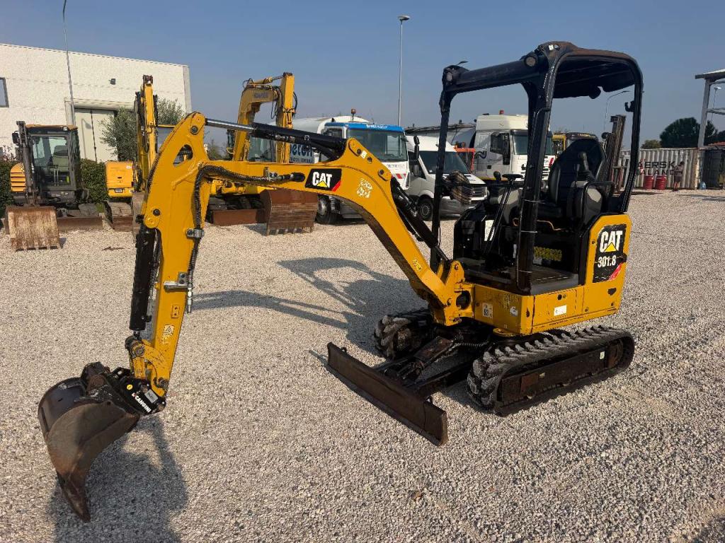 Caterpillar 301.8 Photo 6