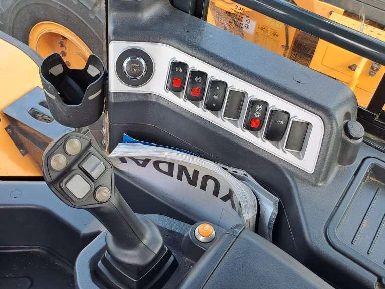 Hyundai HL955A Photo 15