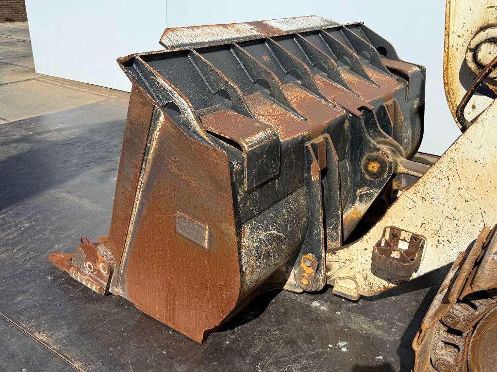 Caterpillar 963D - Ripper / Airco / CE Certified Photo 16