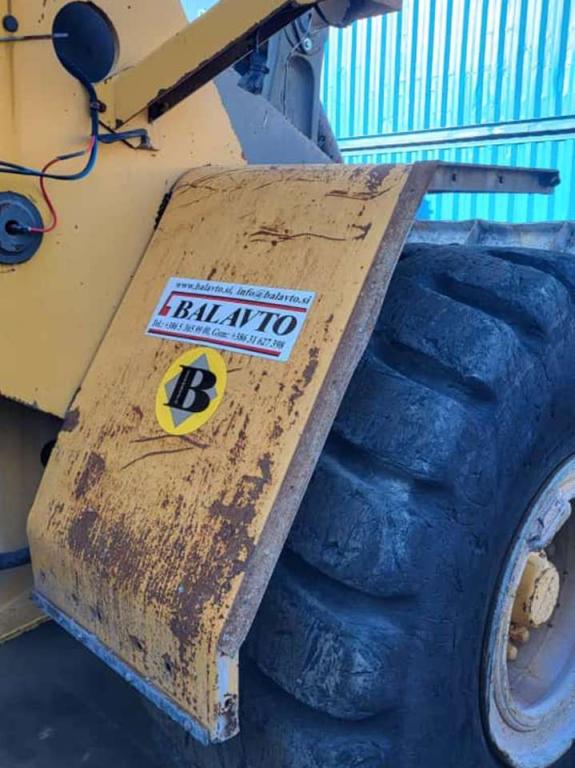 Volvo mudguards for Volvo L150G, L180G, L180G HL Photo 5