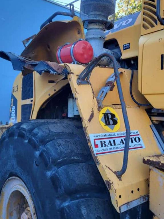 Volvo mudguards for Volvo L150G, L180G, L180G HL Photo 6