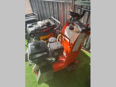 Husqvarna FS400LV NO DISCO sold by B.D. Commerciale Srl