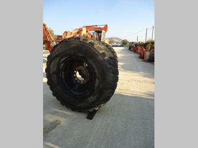 Tire with rim for MISURA 17.5 R25 sold by OLM 90 Srl