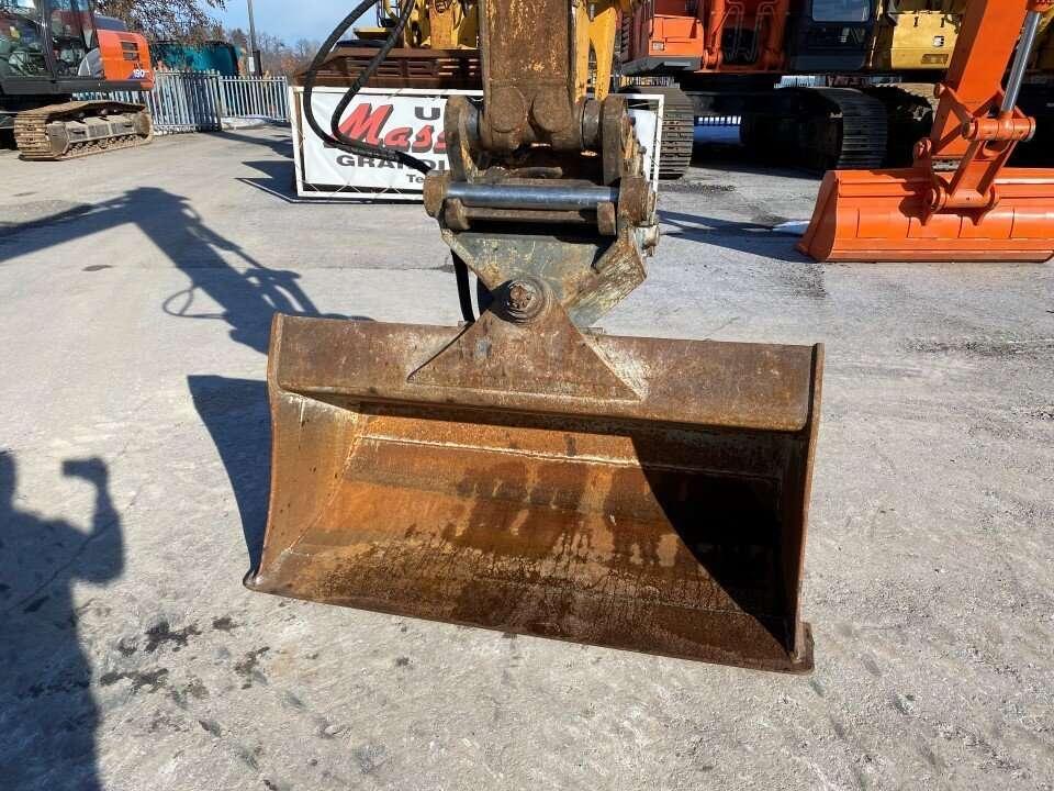Liebherr A900B Litronic Photo 4