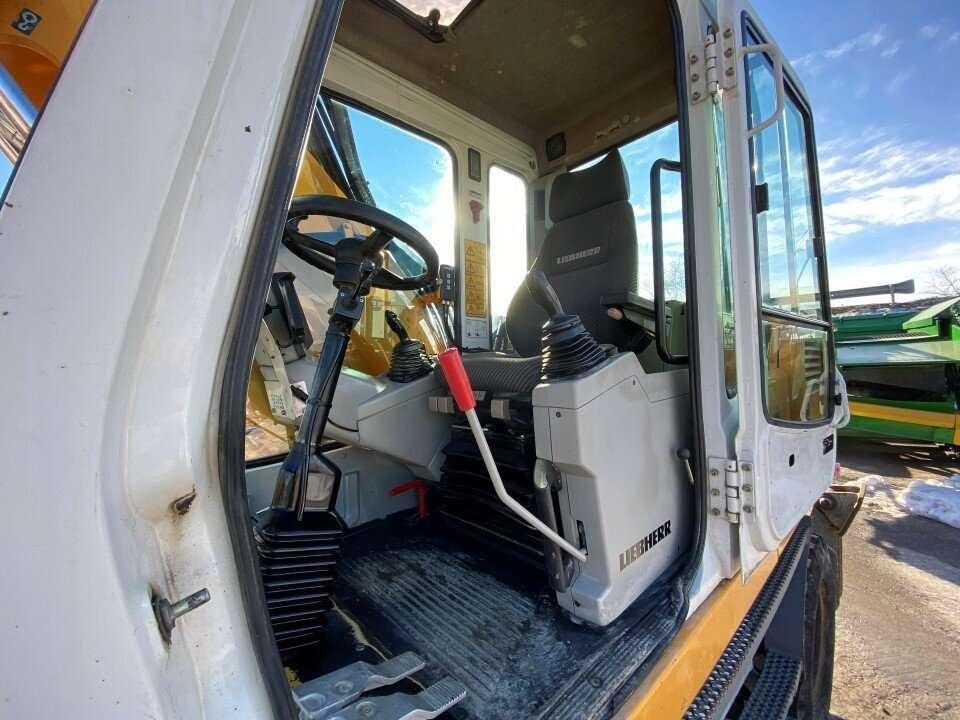 Liebherr A900B Litronic Photo 6