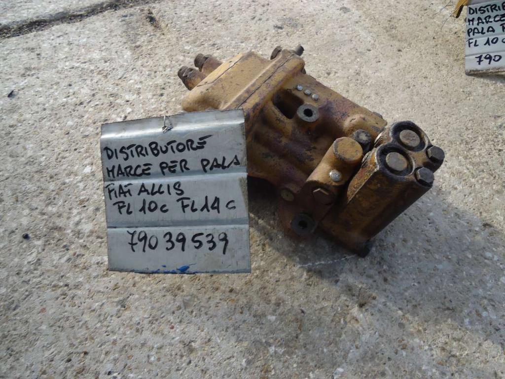 Gearshift for Fiat Allis FL10C - FL14C - CODICE 79039539 - Photo 3