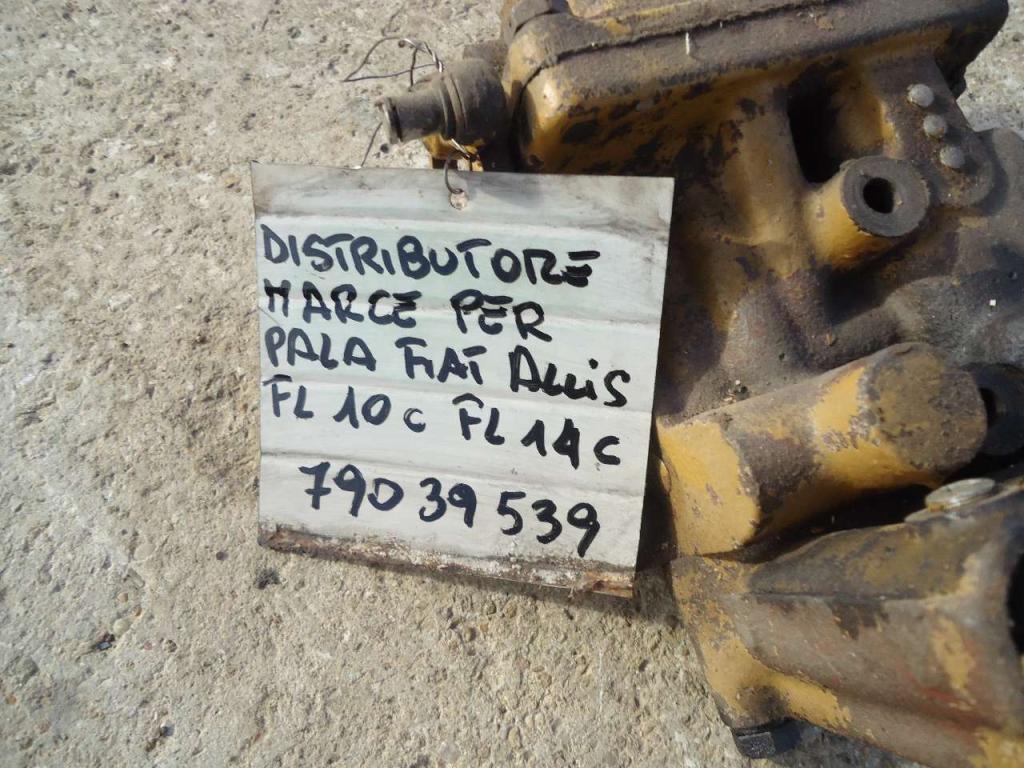 Gearshift for Fiat Allis FL10C - FL14C - CODICE 79039539 - Photo 7
