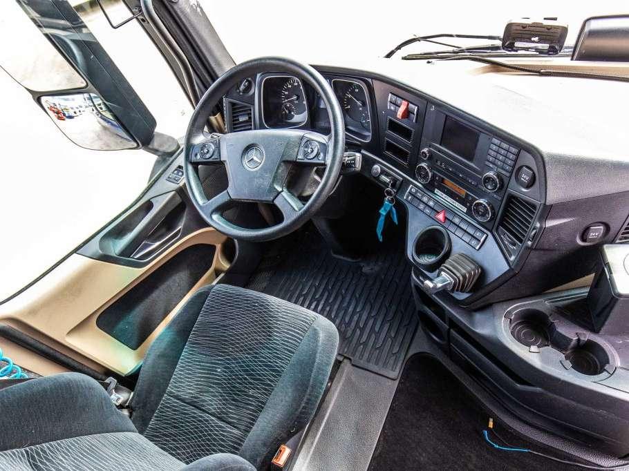 Mercedes-Benz ACTROS 1846 LS +ADR Photo 19