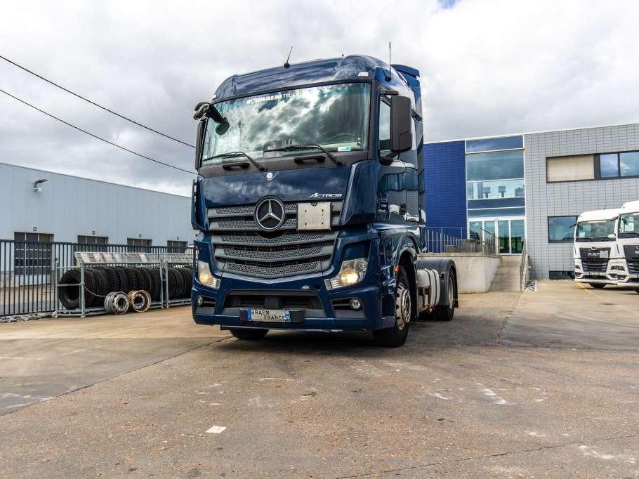 Mercedes-Benz ACTROS 1846 LS +ADR Photo 9