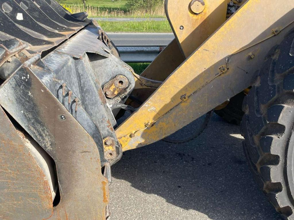 Caterpillar 962M Photo 13