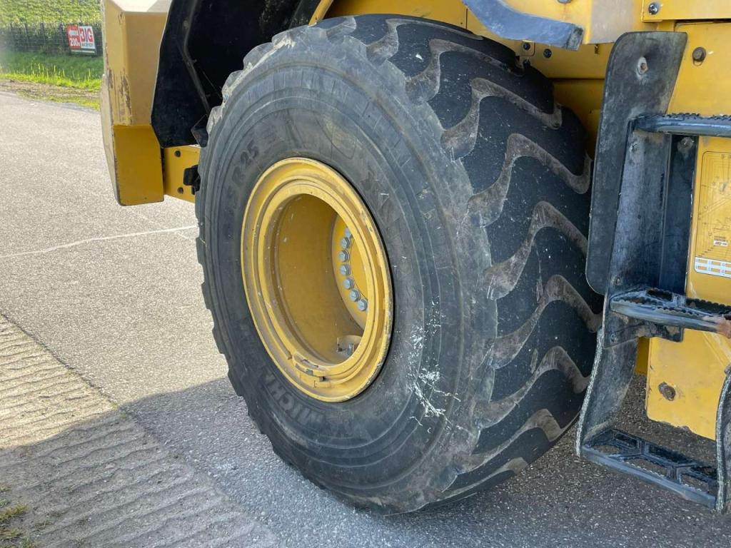 Caterpillar 962M Photo 16