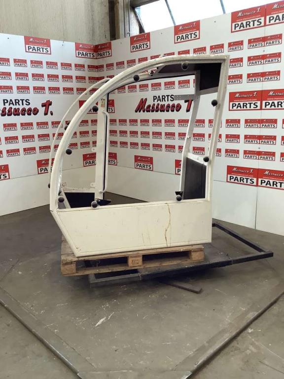 Cab for Multitel MJ450 Photo 3