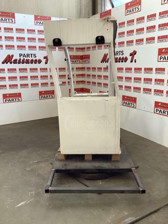 Cab for Multitel MJ450 Photo 4