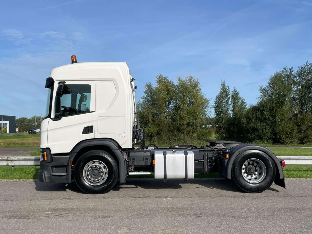 Scania P450 A4X2NA Photo 2