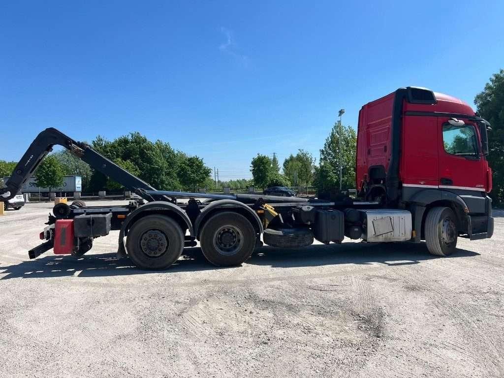 Mercedes-Benz Hook lifts truck Photo 5