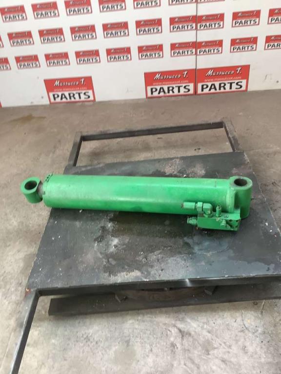 Lifting piston for Merlo P28.8 Photo 2