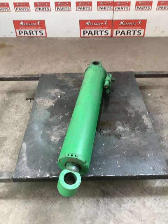 Lifting piston for Merlo P28.8 Photo 3
