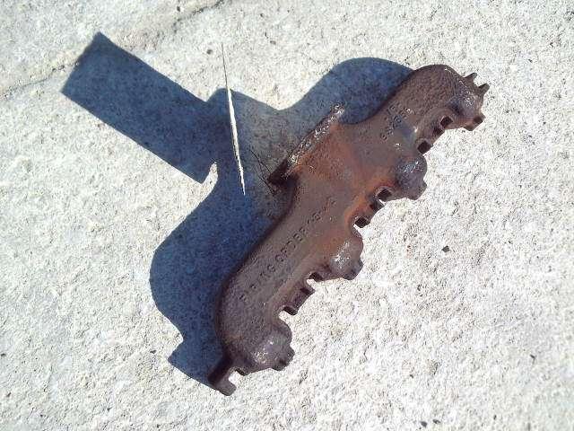 Exhaust manifold for Caterpillar 951C - MOTORE 3304 Photo 2