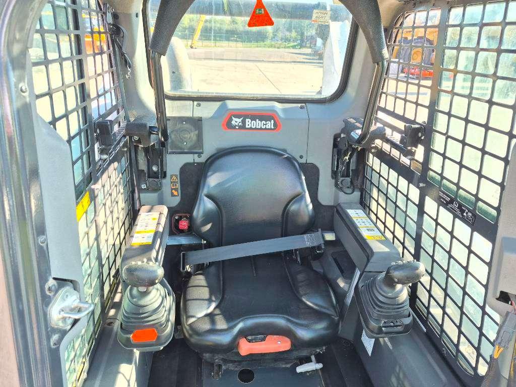 Bobcat T 76 Photo 11