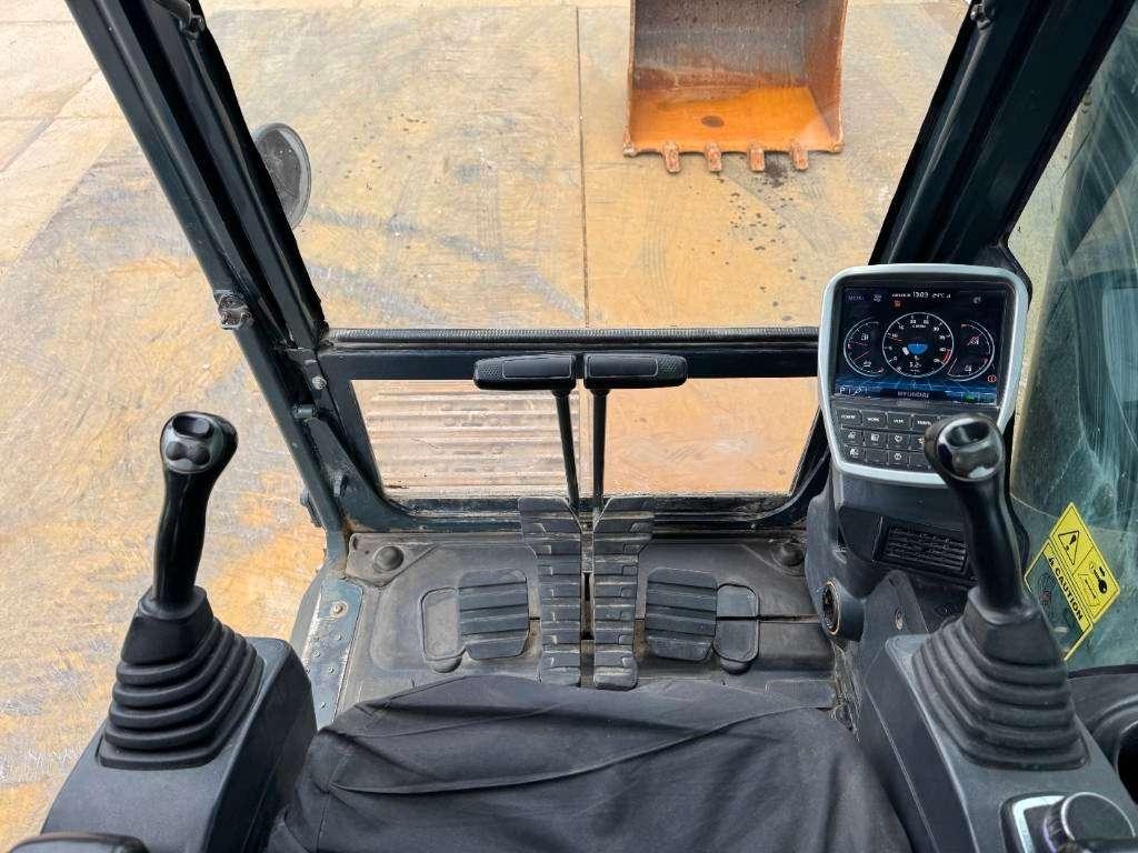 Hyundai HX380AL - Hammer Lines / Quick Coupler Photo 9