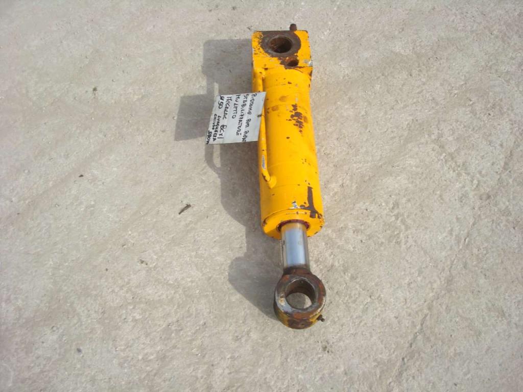 Stabilizer piston for muletto Mecalac 8CXI Photo 2